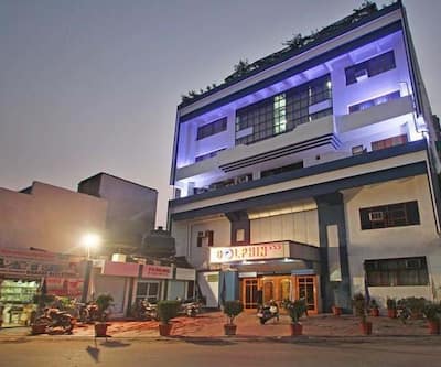 https://imgcld.yatra.com/ytimages/image/upload/t_hotel_yatra_city_desktop/v1434105514/Domestic Hotels/Hotels_Jalandhar/Hotel Dolphin/overview.jpg